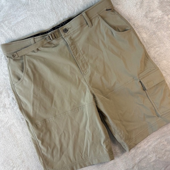 Gerry Mens Cargo Hiking Shorts Khaki Nylon Blend Belted Pocket Quick Dry Size 38 - Picture 1 of 10